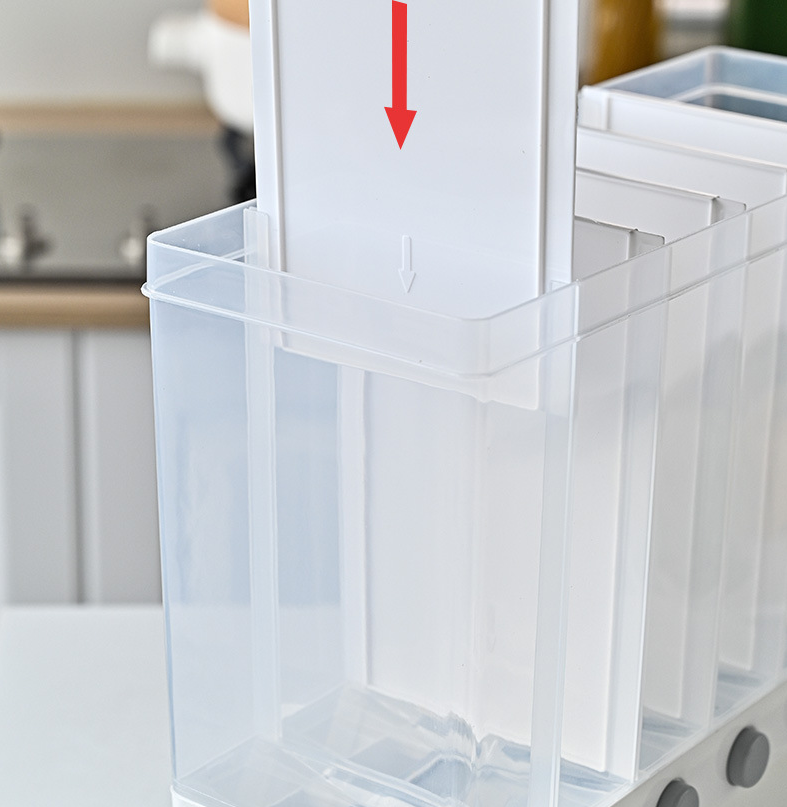 Dry food dispenser, wall-mounted rice container, bulk food storage. The cereal boxes can hold six types of cereal.