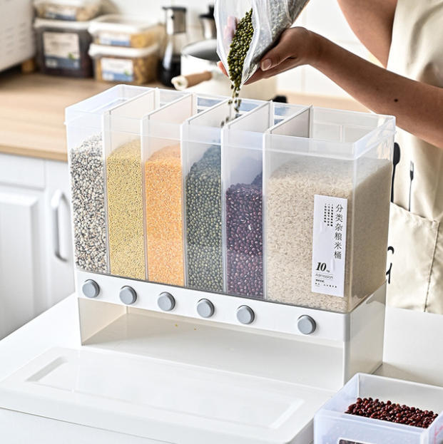 Dry food dispenser, wall-mounted rice container, bulk food storage. The cereal boxes can hold six types of cereal.